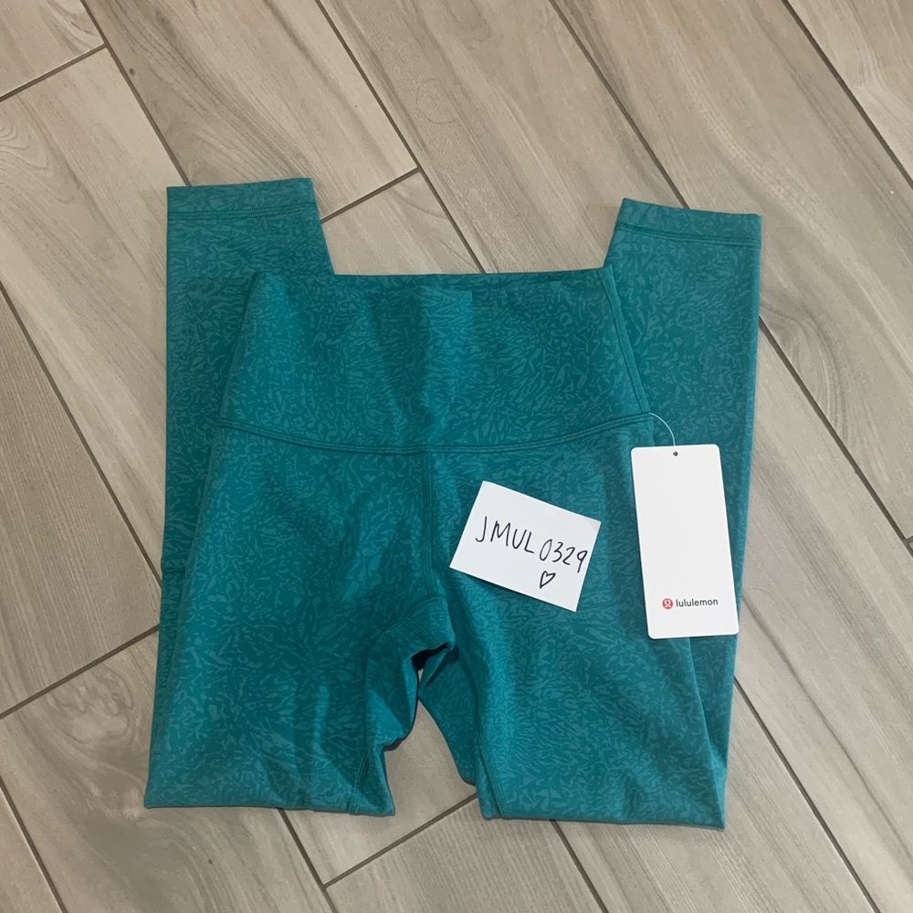 Lululemon Wunder Train HR Tight 25”